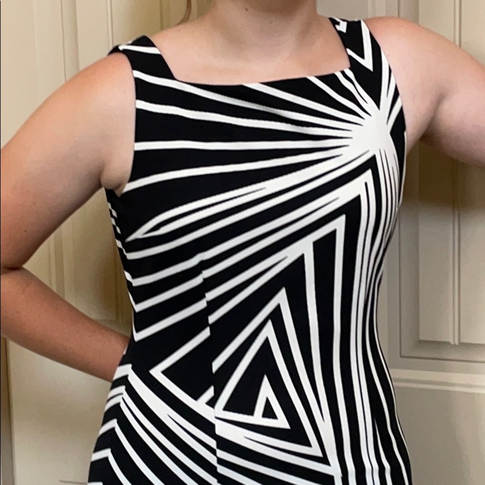 Maggie London Dress Size 6 Black and White - Picture 3 of 13